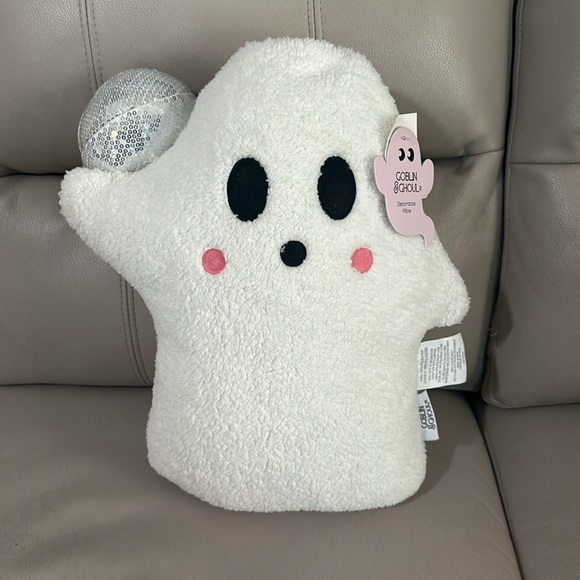 Rachel Zoe Pink Ghost Blanket and matching pillow - Picture 4 of 5